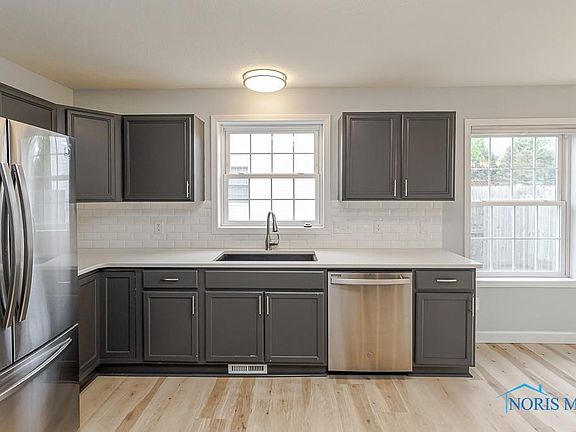 4th image of 1080 Sparrow Ln