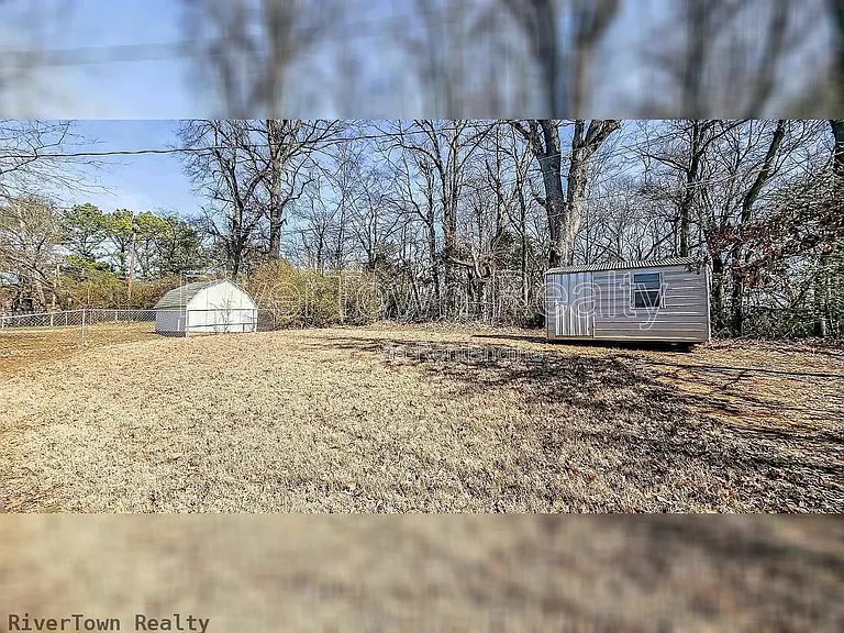 2644 Courtney Dr — Photo 18