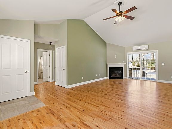 3rd image of 9 Neptune Road