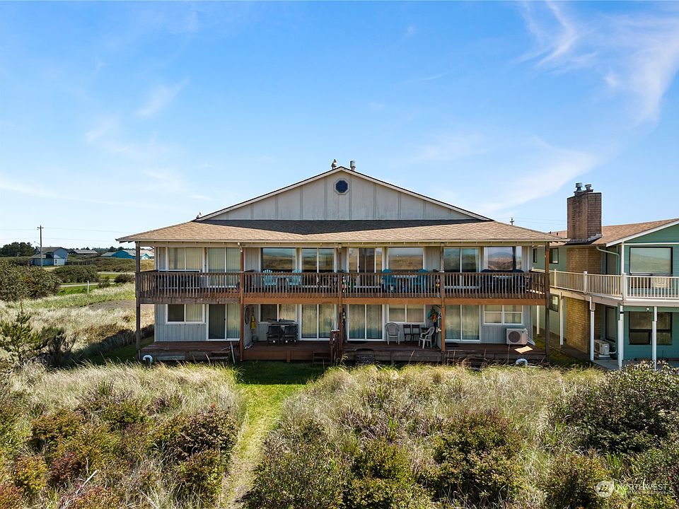 1st image of 1049 Ocean Shores Boulevard SW #3