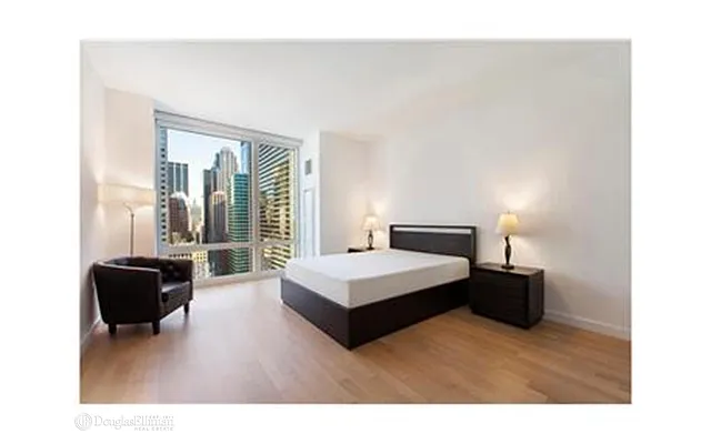 Rented by Douglas Elliman | media 15