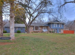 324 W Seward Rd, Guthrie, OK 73044