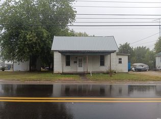 303 W Elnora St, Odon, IN 47562