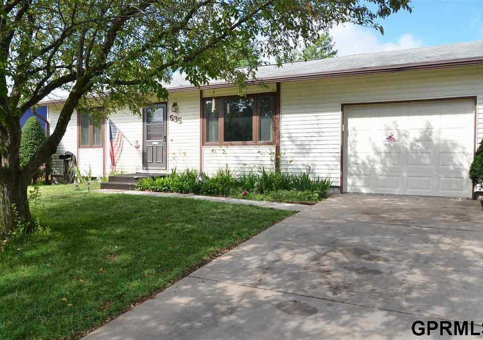 1st image of 535 Parkview Ave