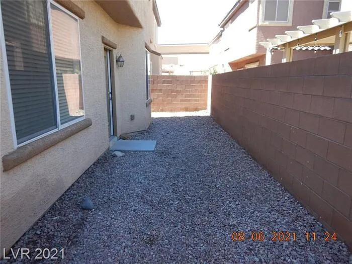 711 Taliput Palm Pl — Photo 29
