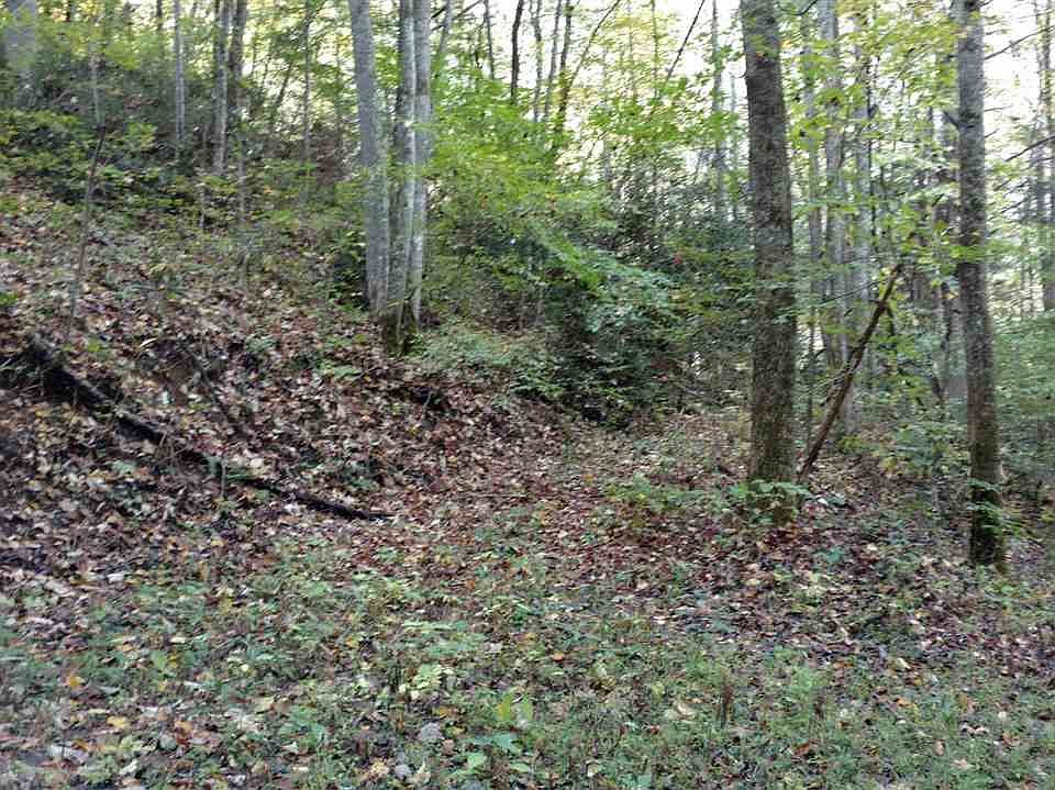 2nd image of 3740 Mindy Way