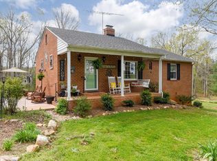 121 Turkey Trot Ln, Gladys, VA 24554