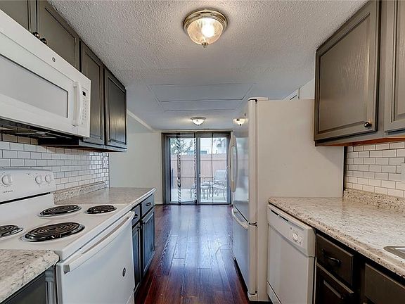 3rd image of 2766 Del Prado Dr