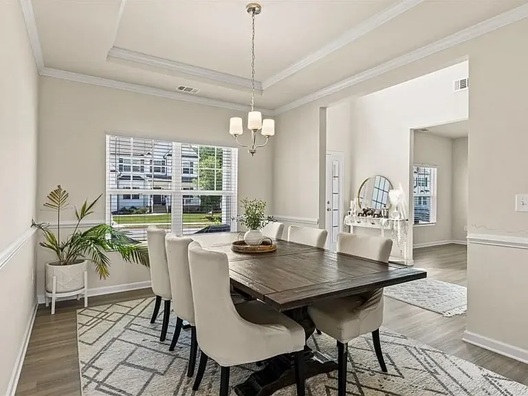 237 Bloomfield Cir — Photo 5