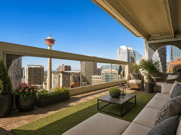 221 S 6th Ave SE #2911, Calgary, AB T2G 4Z9