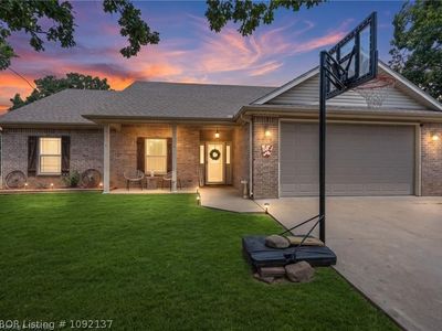 422 Hidden Oaks Rd, Alma, AR, 72921