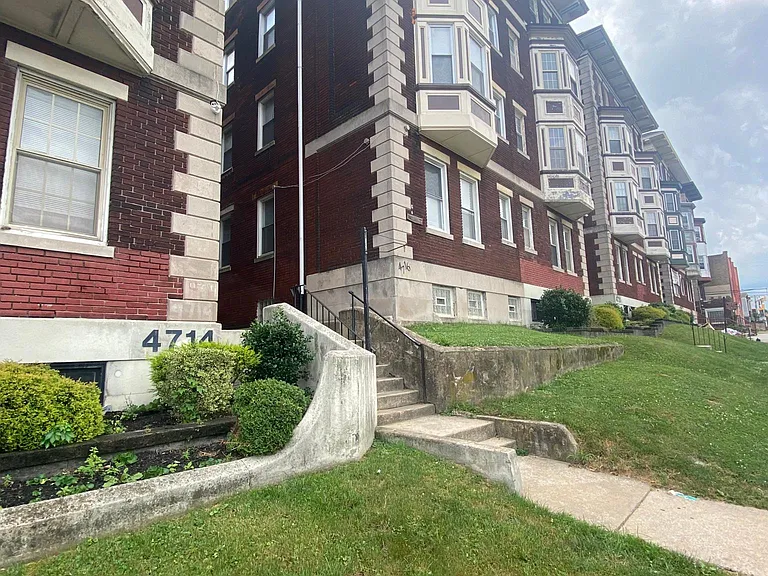 4713 Chestnut St #C — Photo 15