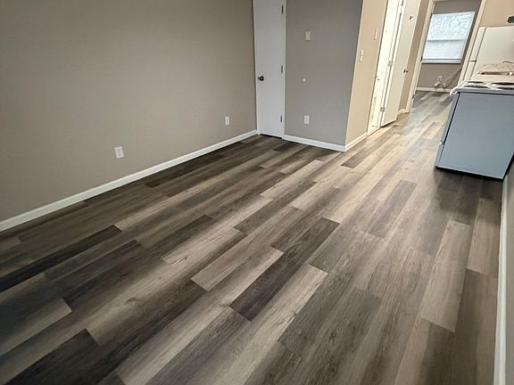 5th image of 766 Anderson Ave APT 9