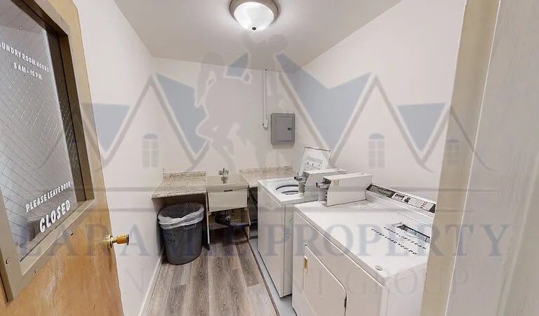 415 S 26th St #12 — Photo 8