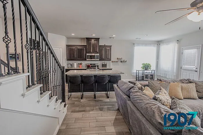 2501 Caden Ct — Photo 7