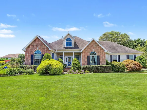 13 Otter Ln, Egg Harbor Township, NJ 08234