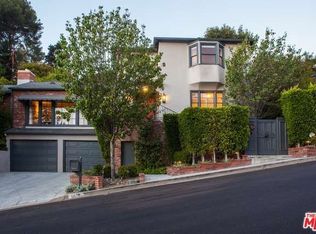 5619 Park Oak Pl, Los Angeles, CA 90068