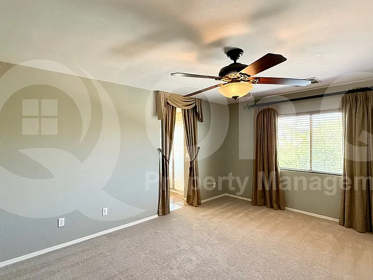 2314 W Spur Dr — Photo 28