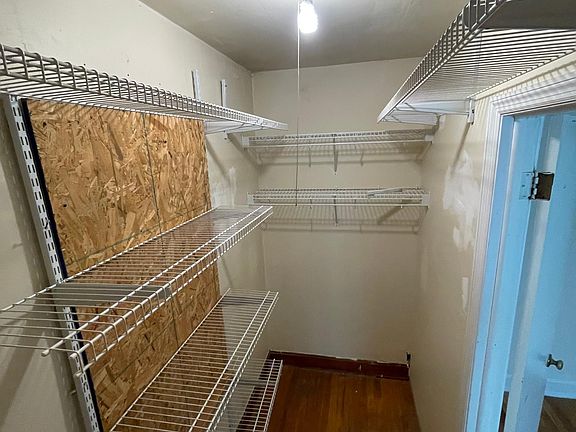 1st floor bedroom closet