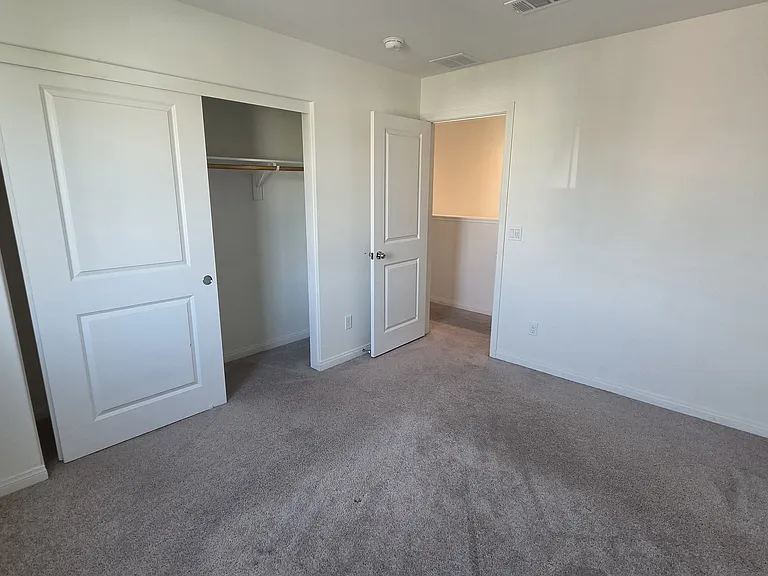 4576 Eagle Ave — Photo 31