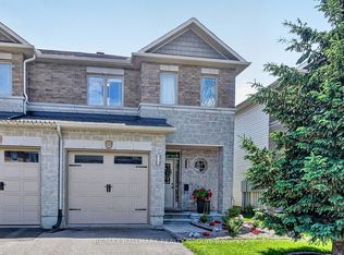 425 Barrick Hill Rd, Ottawa, ON K2M0H7