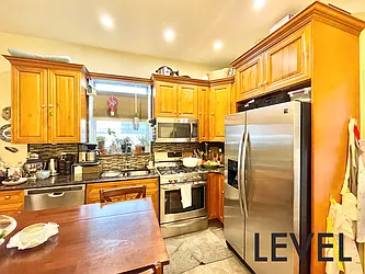 Rented by Level Group