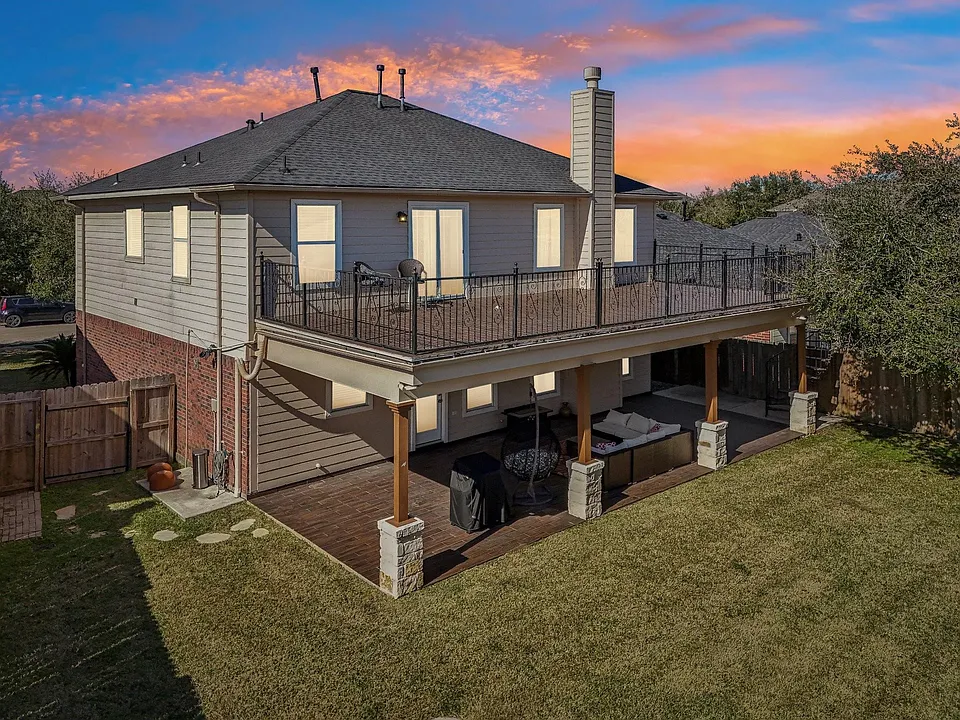 14 Carmel Chase Ct