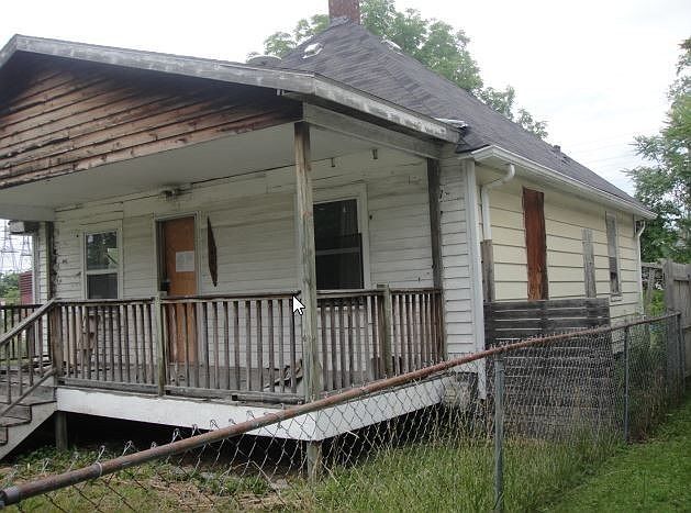 2nd image of 1409 New York Ave