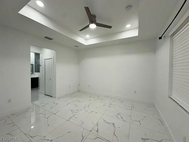 325 Paulcrest Ave — Photo 5