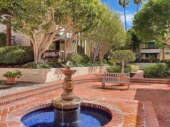 3rd image of 6333 La Jolla Blvd Unit 273