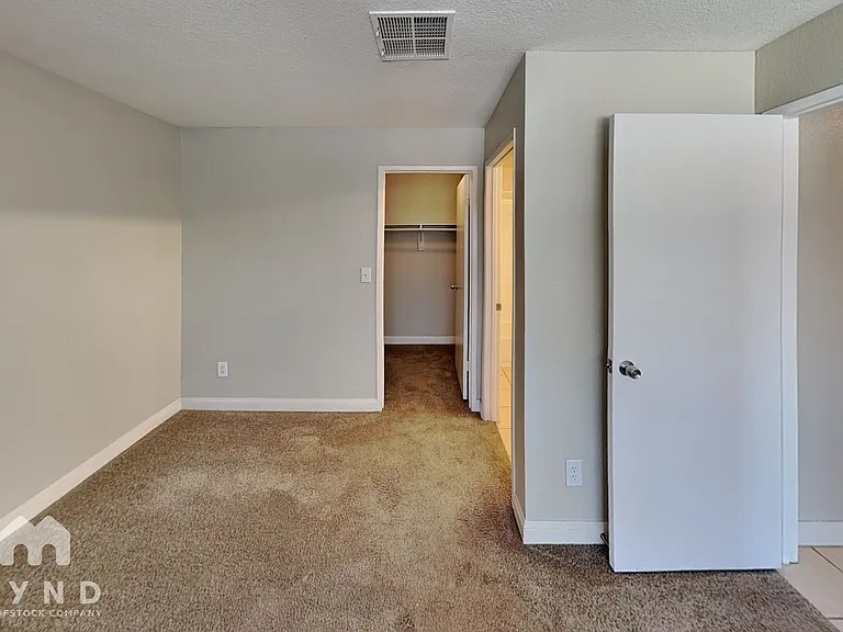 8600 W Charleston Blvd #2133 — Photo 6