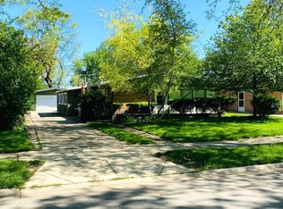 240 W Natoma Ave, Addison, IL 60101