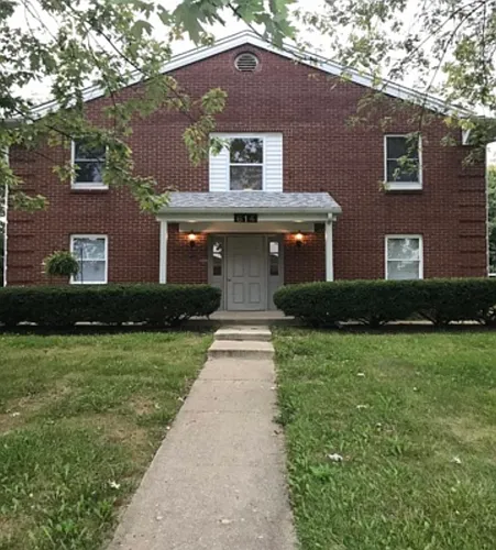 614 Wood Dale Ter #2 Photo 1