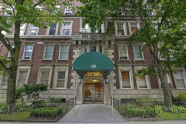 Sold by Compass | media 12