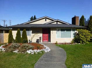 1233 W 17th St, Port Angeles, WA 98363