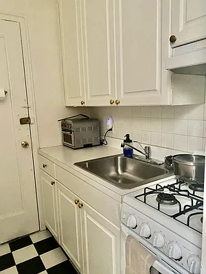 Rented by Compass | media 15