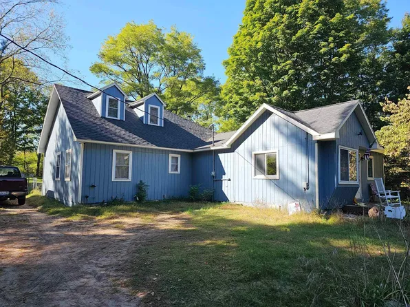 6767 S Lakola Rd, Reed City, MI 49677
