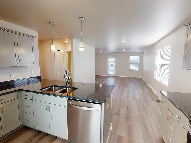 Edinburgh-2 Bedroom Floorplan