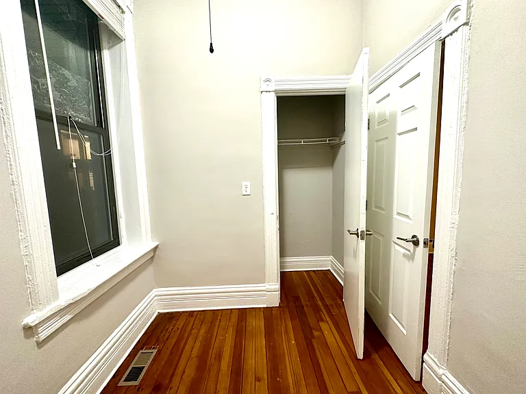 2346 W McLean Ave #1M — Photo 10