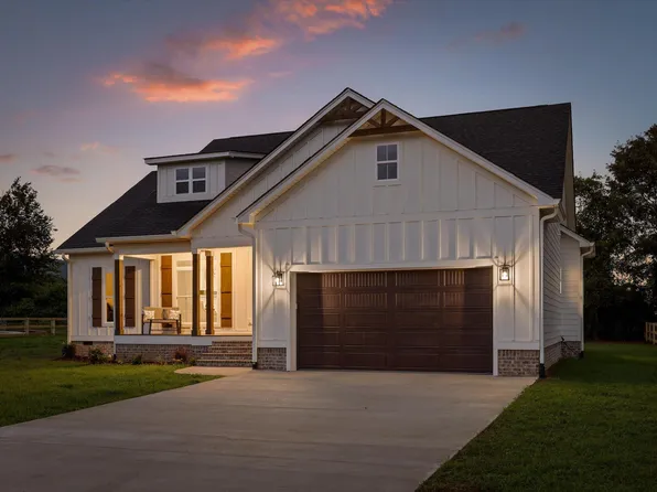 133 Golden St, Dunlap, TN 37327