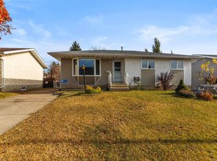 48 Pipestone Dr, Devon, AB T9G1T3