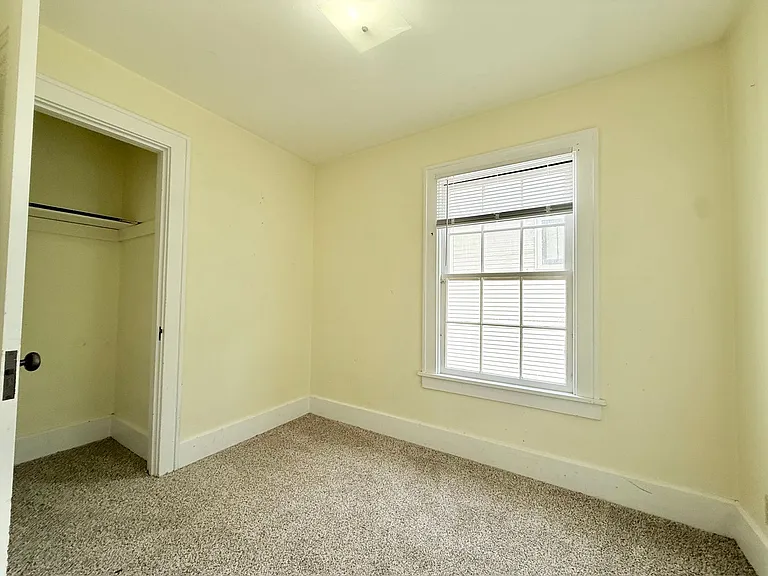 436 W. Cook — Photo 8