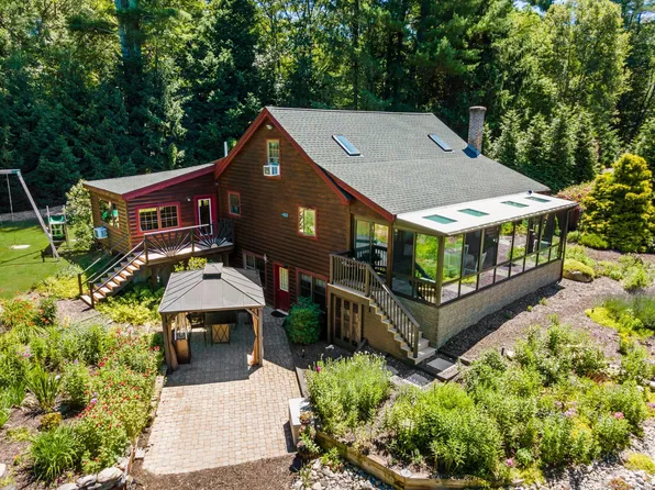 46 Fitzgerald Road, Brooklyn, CT 06234