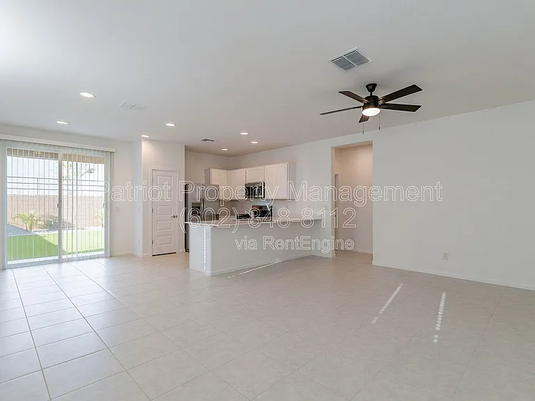 3236 W Caleb Rd — Photo 3