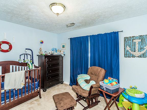 4th image of 2415 Myloshane Ln