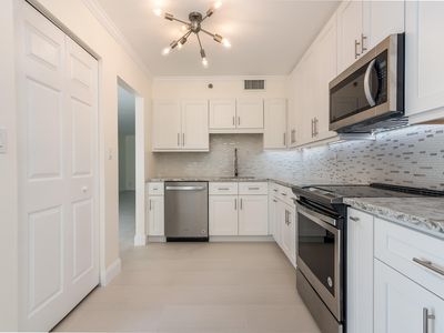 7233 Promenade Dr APT 102, Boca Raton, FL, 33433