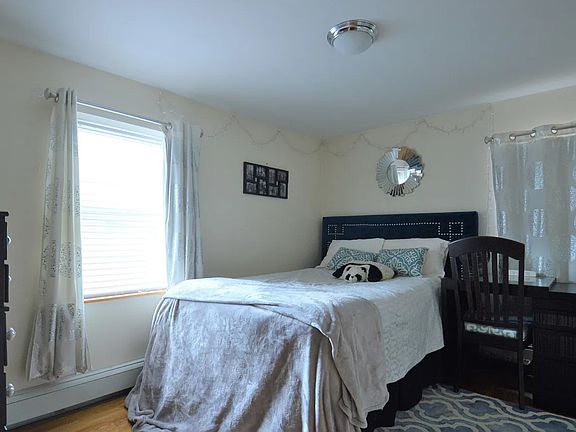 5th image of 551 Washington St APT 2