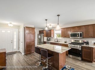 4012 Eastbridge Circle Rd, Stockbridge, MI 49285