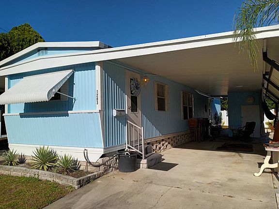 3rd image of 1203 Pekinese Dr