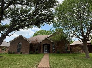2609 Pickwick Ln, Plano, TX 75093
